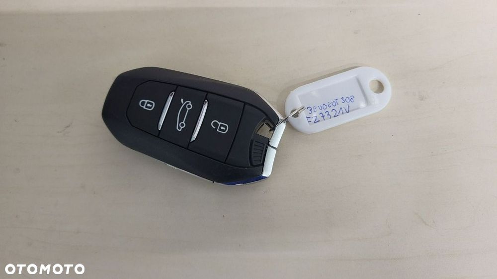 Peugeot 308 1.2 PureTech Allure Pack S&S EAT8 - 27