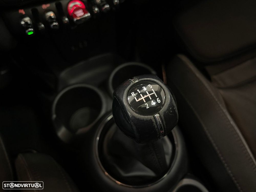 MINI 5 Portas One D - 46