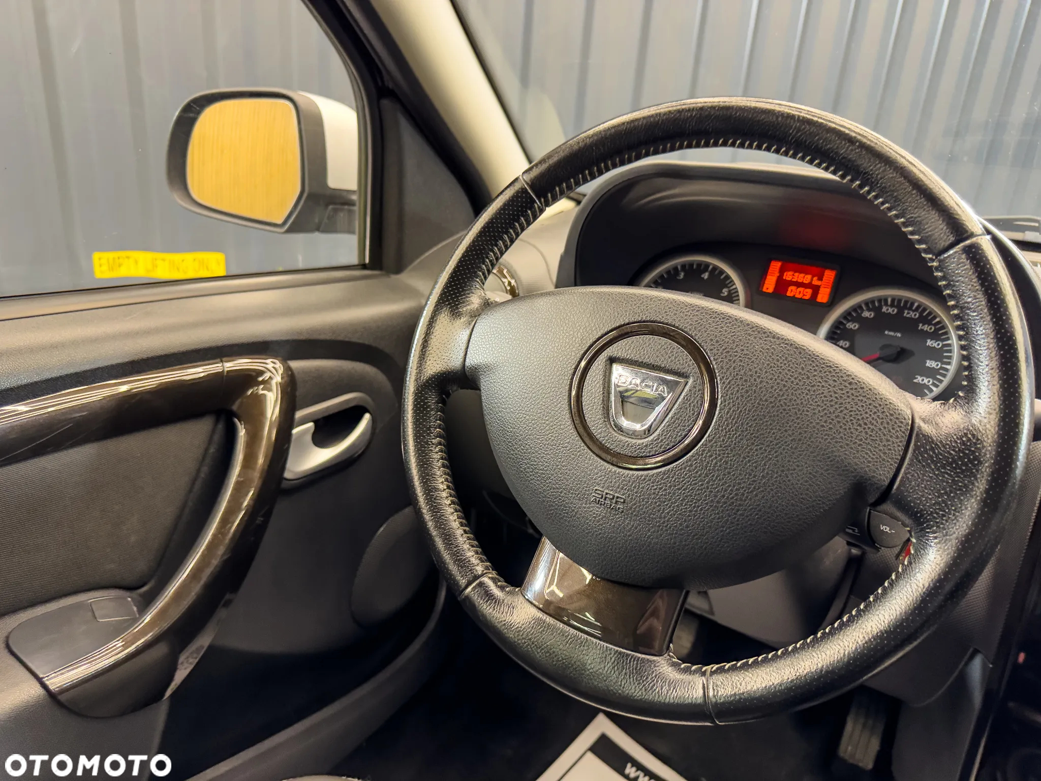 Dacia Duster 1.5 dCi Laureate - 19