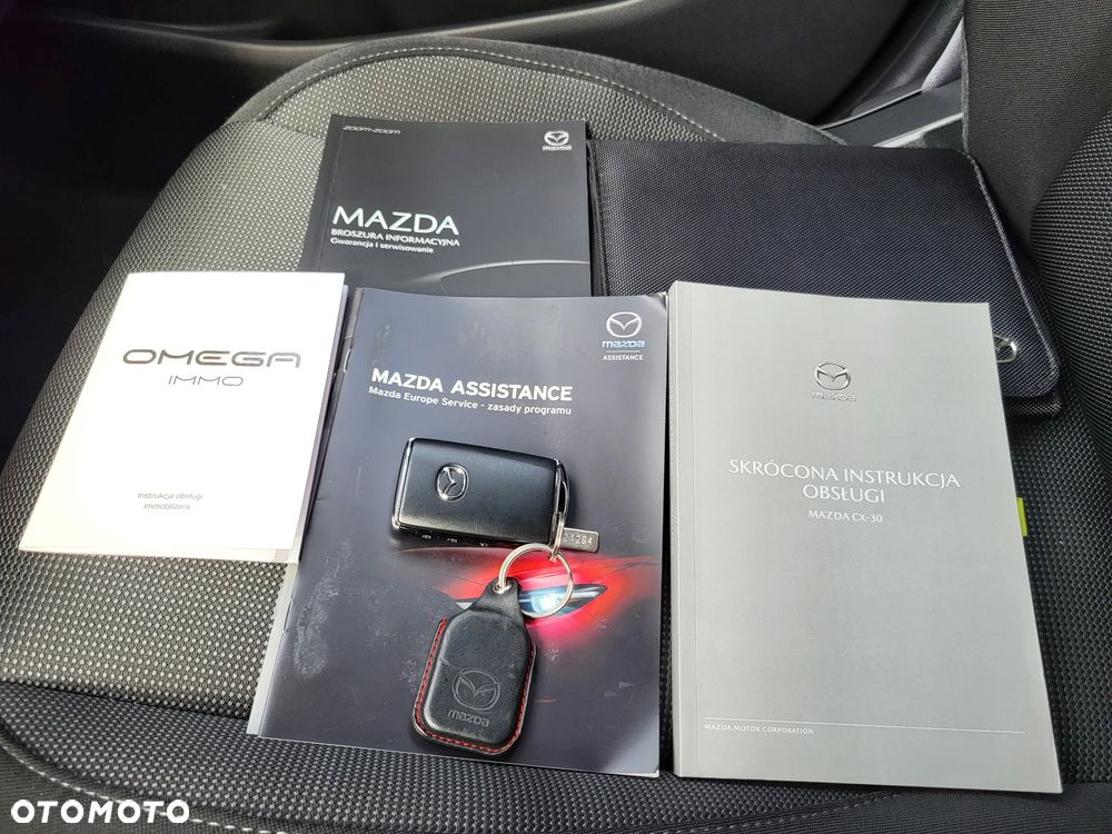 Mazda CX-30 2.0 mHEV Hikari 2WD - 23