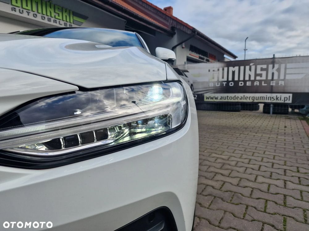 Volvo S90 T4 Geartronic Momentum Pro - 13