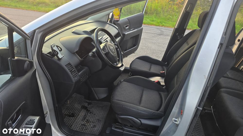 Mazda 5 2.0 CD DPF Active - 29