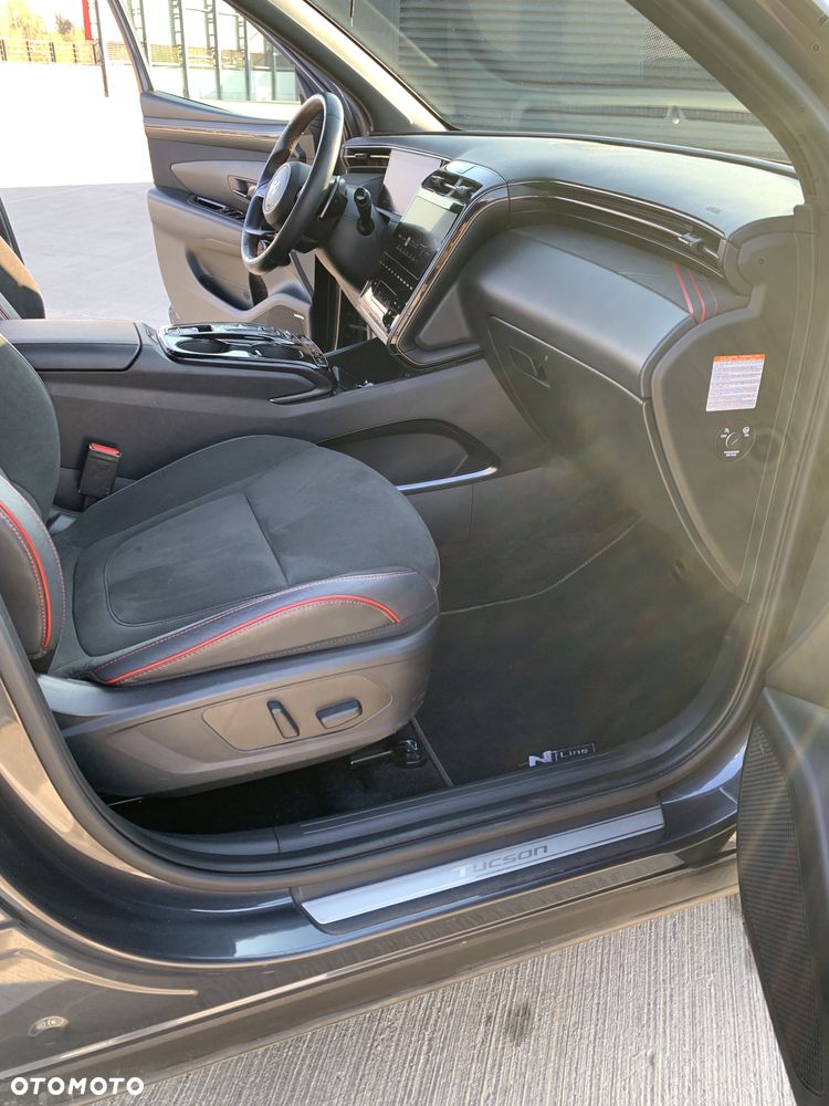 Hyundai Tucson 1.6 T-GDi HEV Platinum N Line 4WD - 11