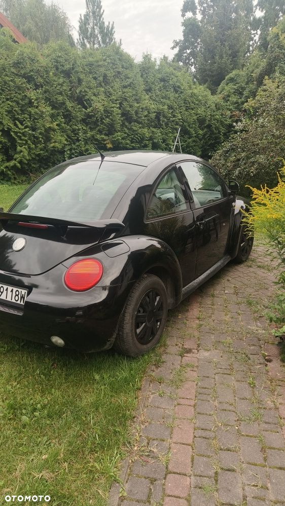 Volkswagen New Beetle - 4