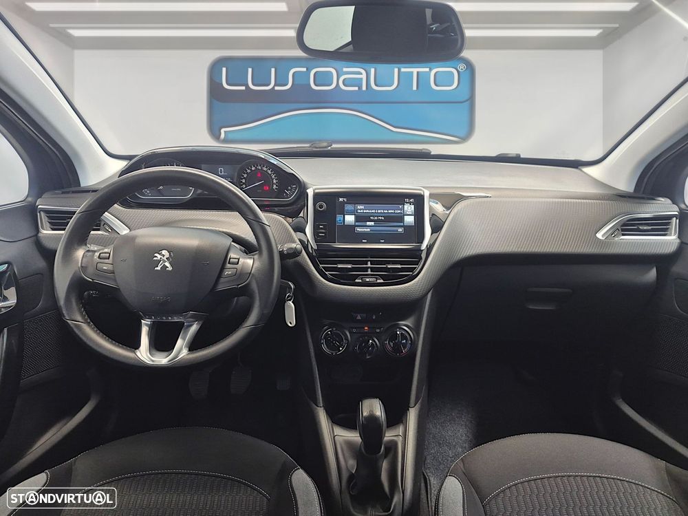 Peugeot 208 1.6 BlueHDi Style — fotografia 7