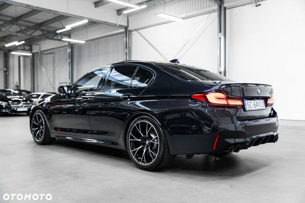BMW M5 Competition - 8