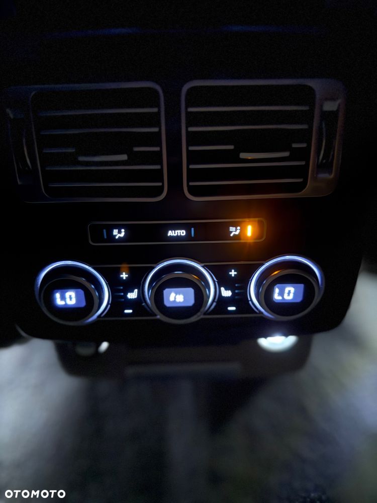 Land Rover Range Rover 4.4SD V8 Vogue - 24