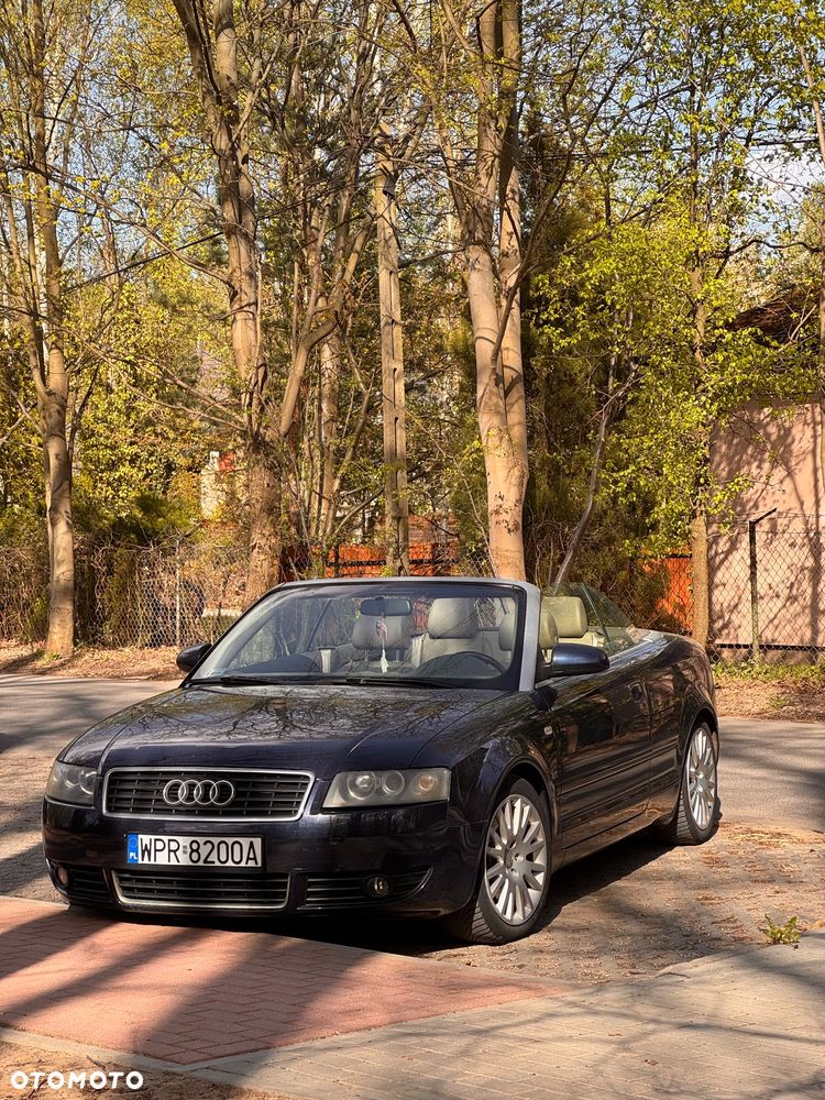 Audi A4 Cabrio 2.4 - 16