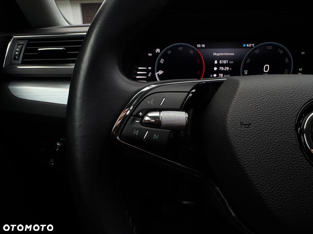 Skoda Superb 2.0 TDI SCR Ambition - 23