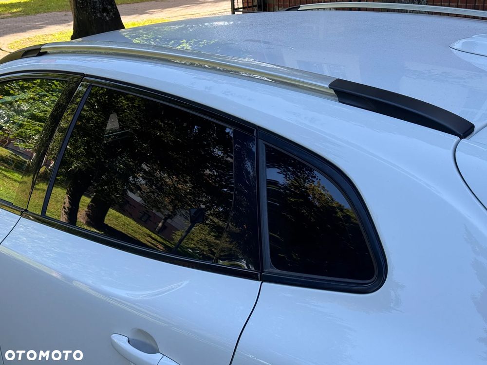 Volvo V40 D3 Drive-E Momentum - 30