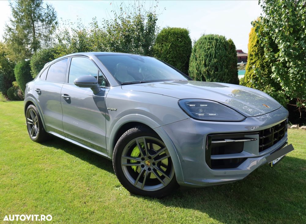Porsche Cayenne Coupe - 2