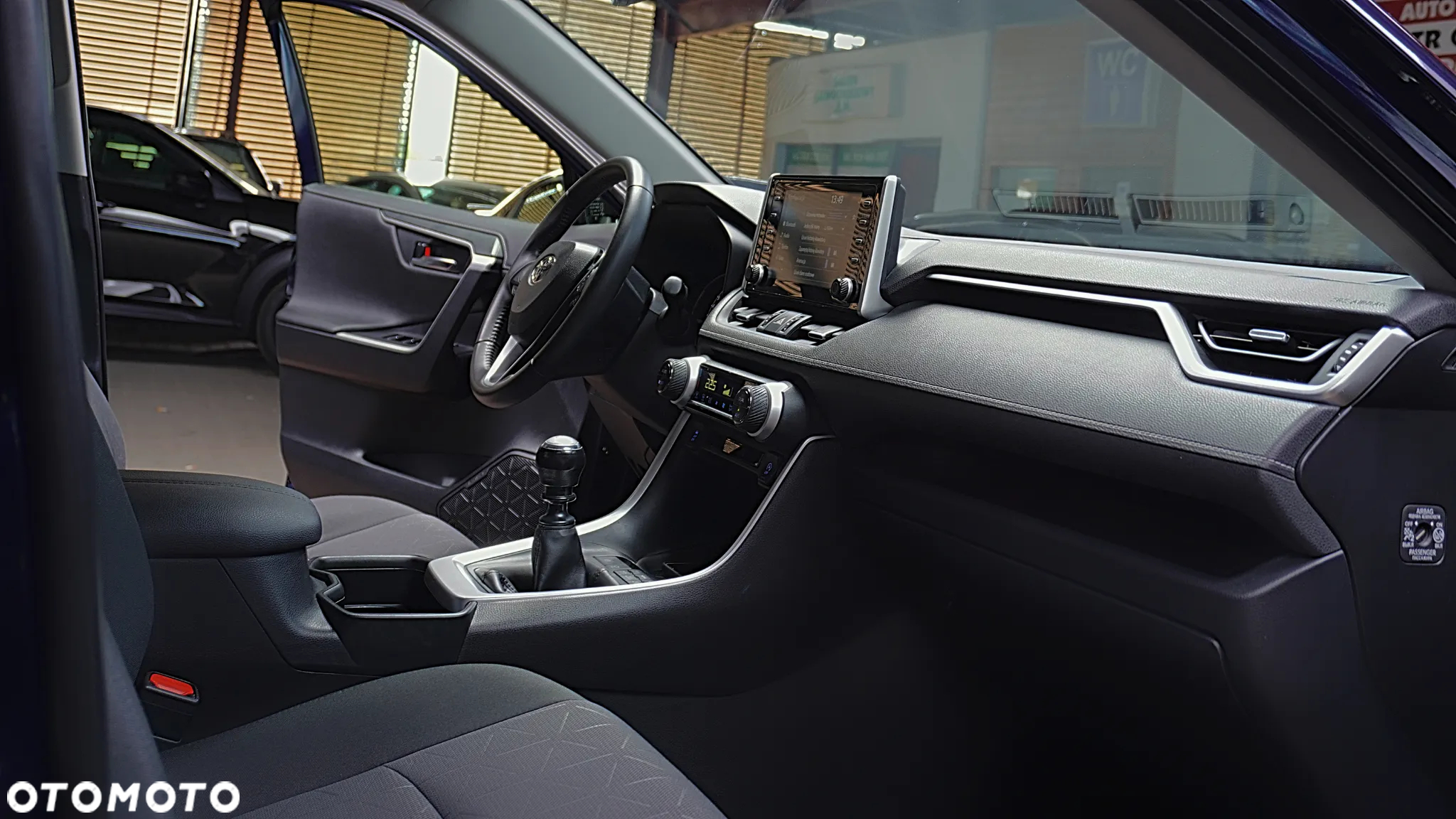 Toyota RAV4 - 15