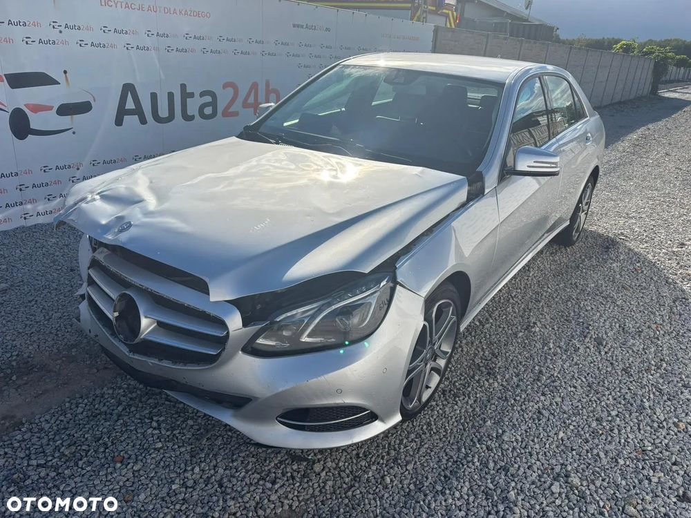 Mercedes-Benz Klasa E 220 CDI BlueEff Elegance - 4