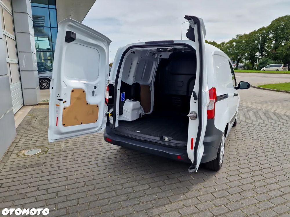Ford TRANSIT COURIER - 13