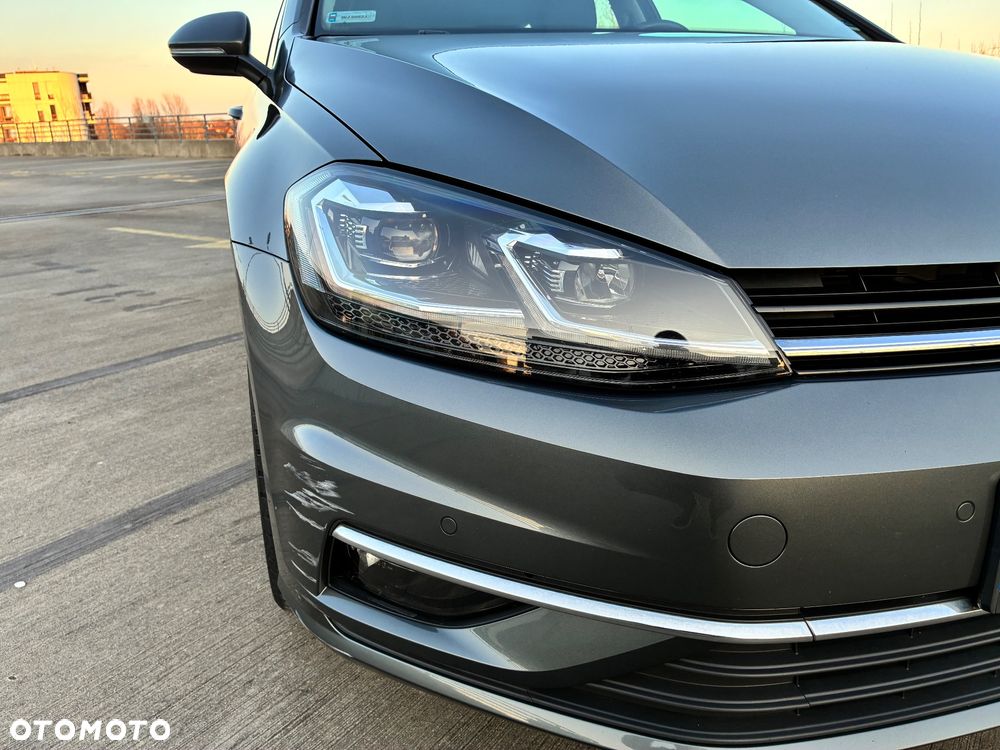 Volkswagen Golf - 31