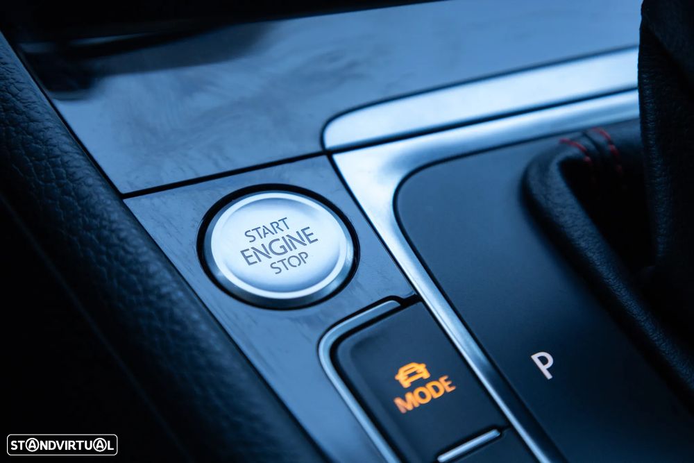 VW Golf 2.0 TSI GTI DSG - 29