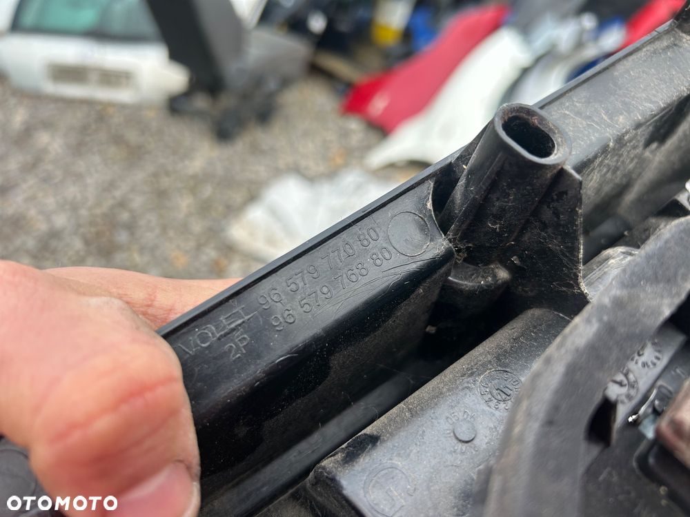 KL Lampa Lewy Prawy Tył Lewa Prawa Berlingo Partner I Lift 02-08 - 3