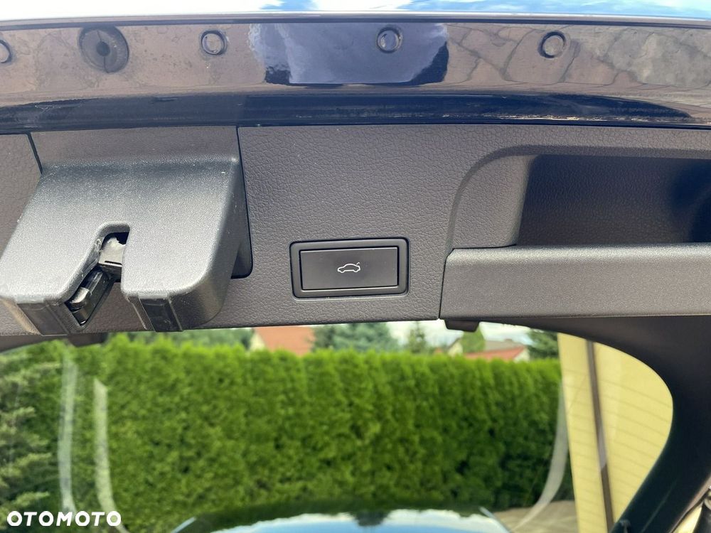 Volkswagen Arteon 2.0 TSI Elegance DSG - 34