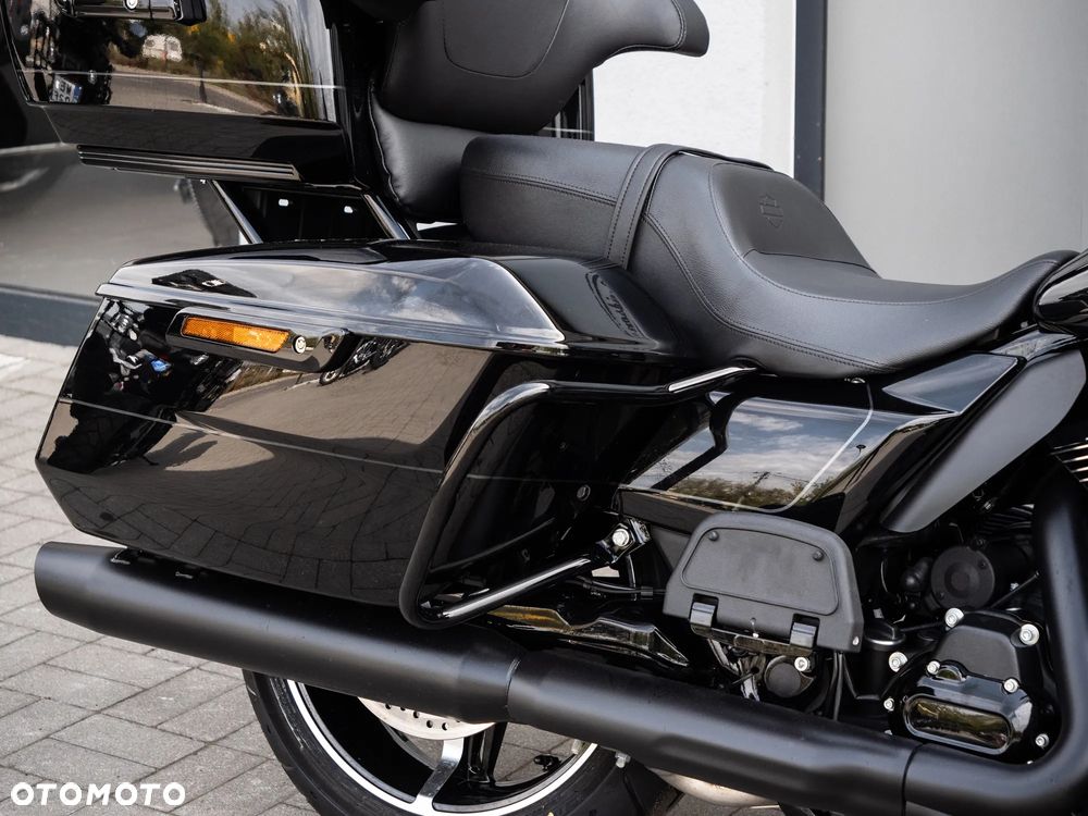 Harley-Davidson Touring Street Glide - 27