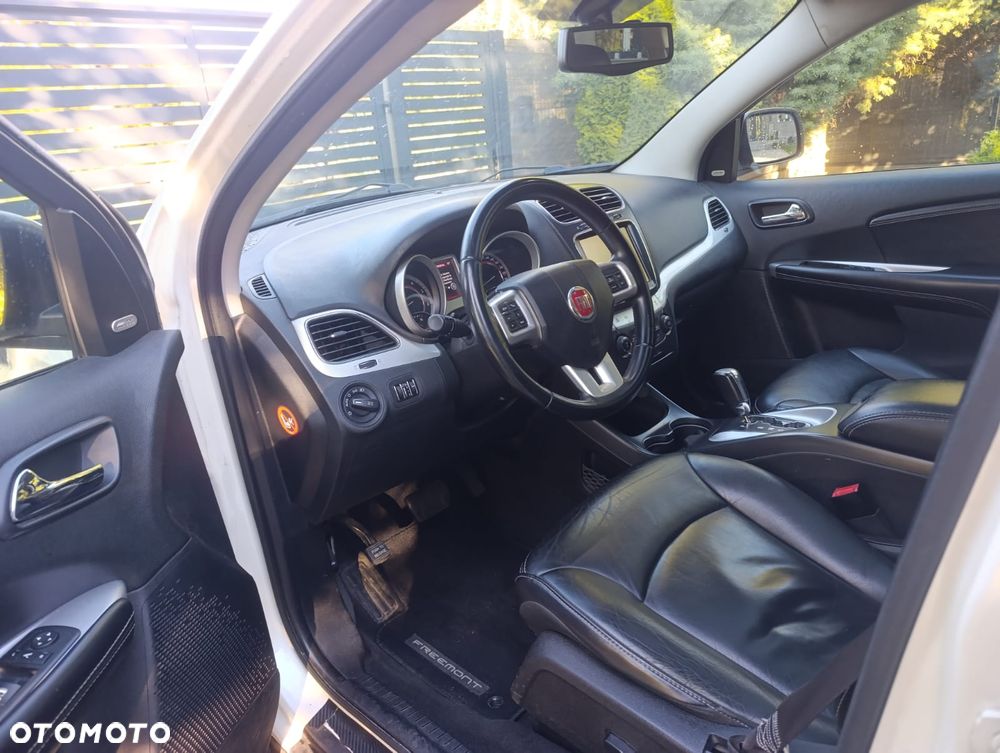 Fiat Freemont 2.0 Multijet 16V DPF Automatik Allrad Lounge - 14