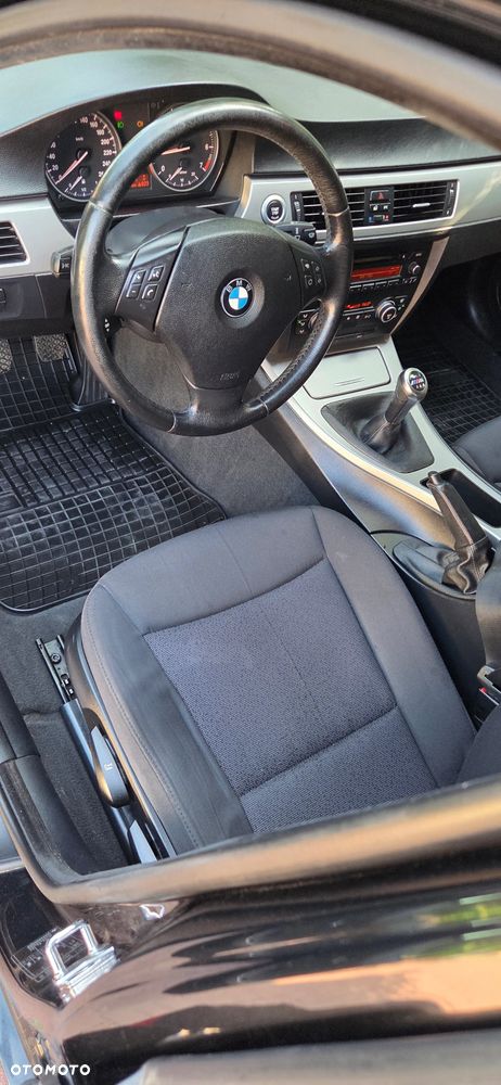 BMW Seria 3 316i - 15