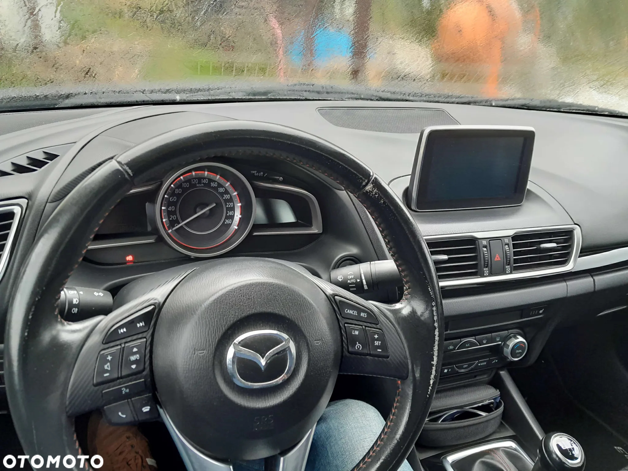 Mazda 3 - 13