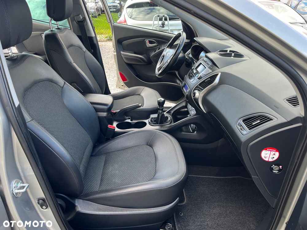 Hyundai ix35 2.0 CRDi Premium 2WD - 8