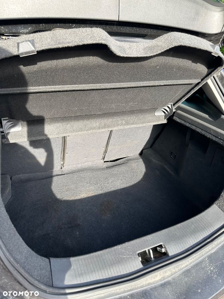 Opel Astra 1.6 Edition 111 Jahre - 5