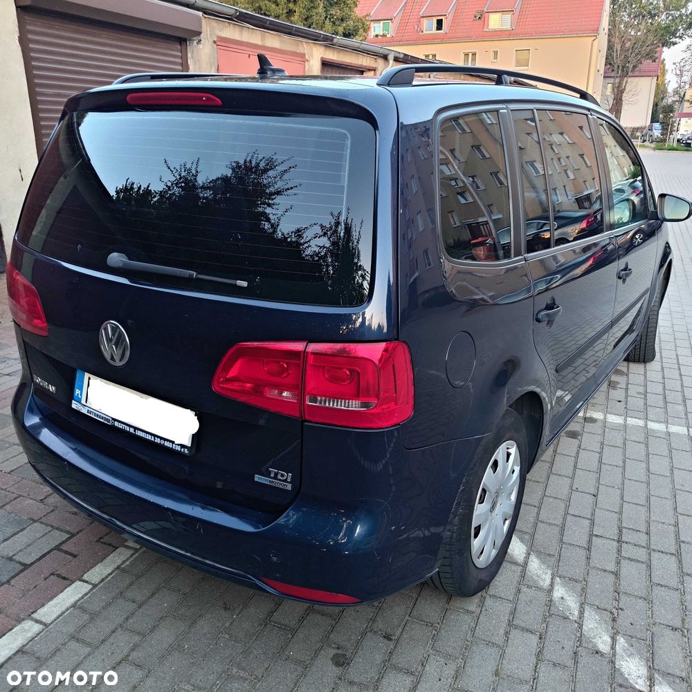 Volkswagen Touran - 5