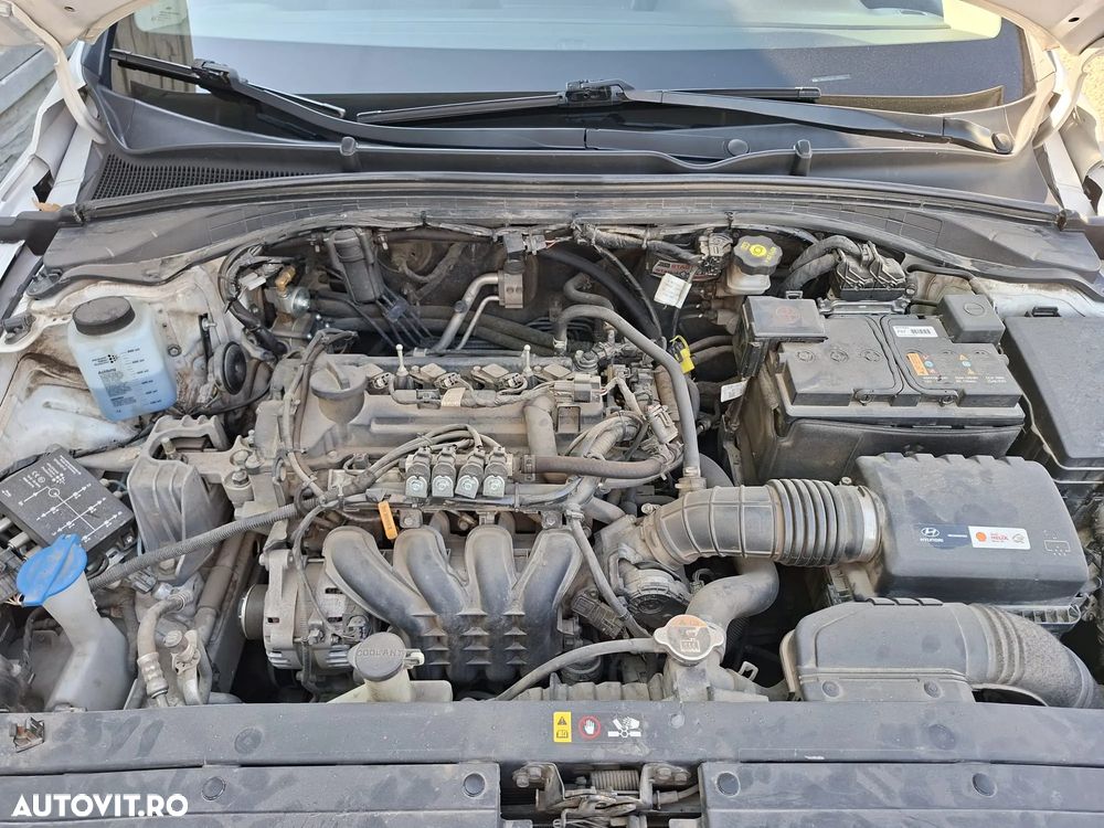 Hyundai i30 1.4 100CP 5DR M/T Comfort - 13