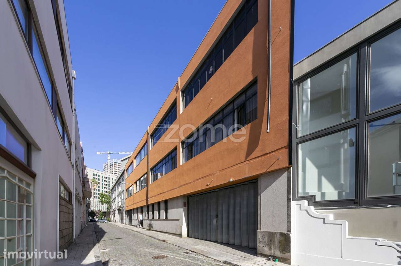Armazém / Espaço de Serviços com 315 m² | Bonfim – Campo 24 de Agos... - Grande imagem: 3/25