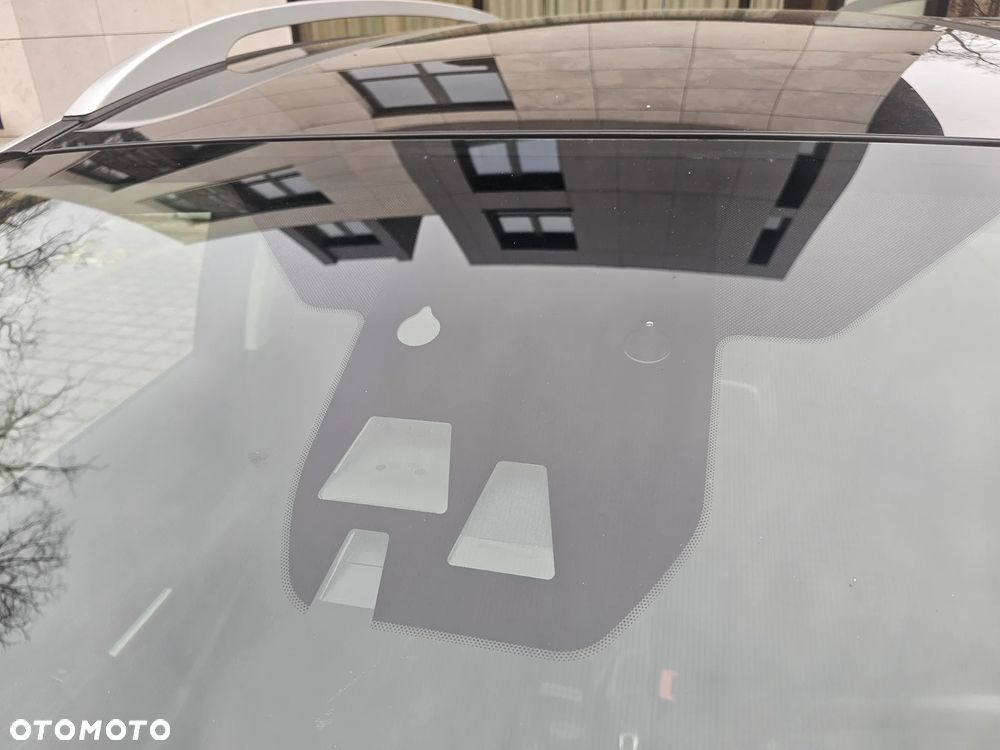 Ford Grand C-MAX - 25