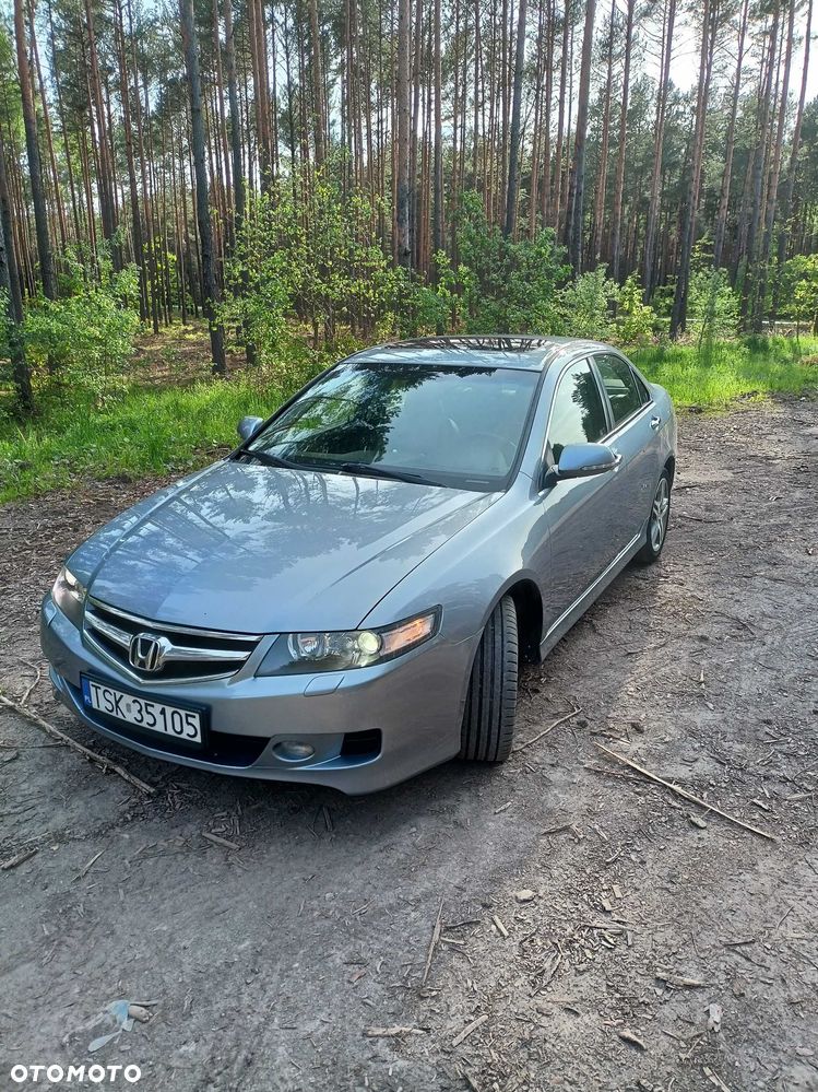 Honda Accord - 1