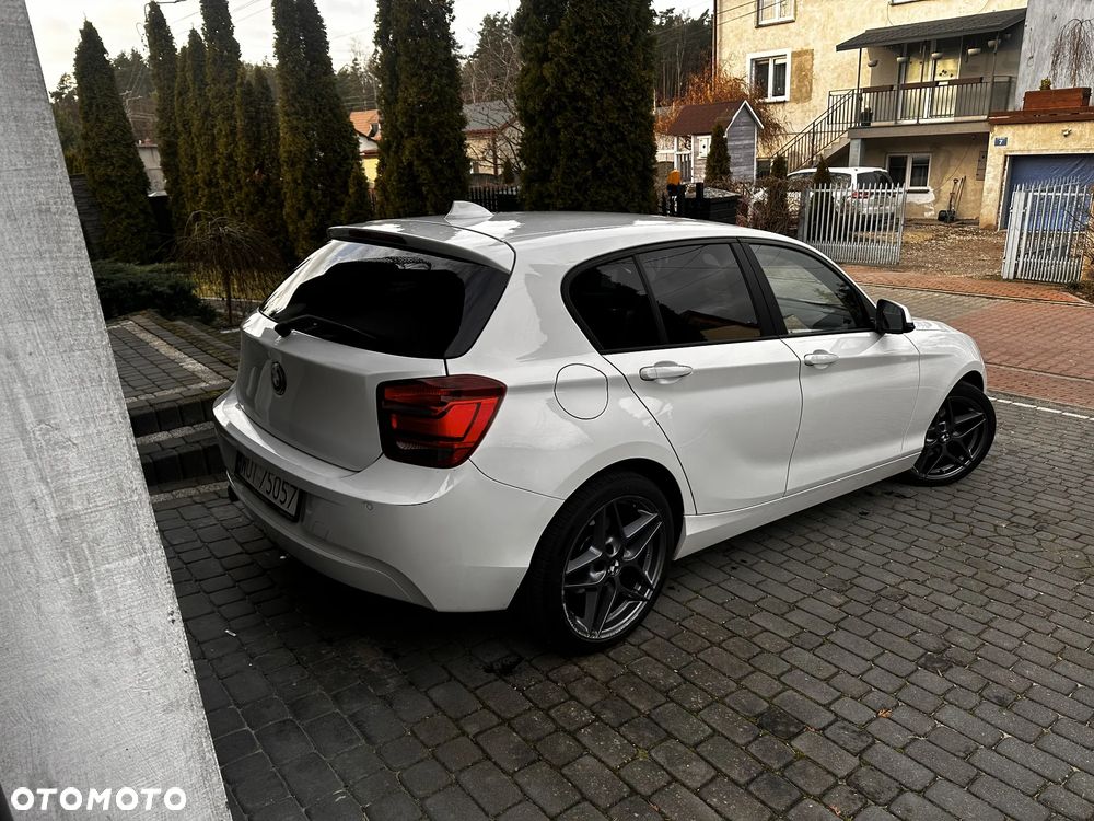 BMW Seria 1 114i - 5