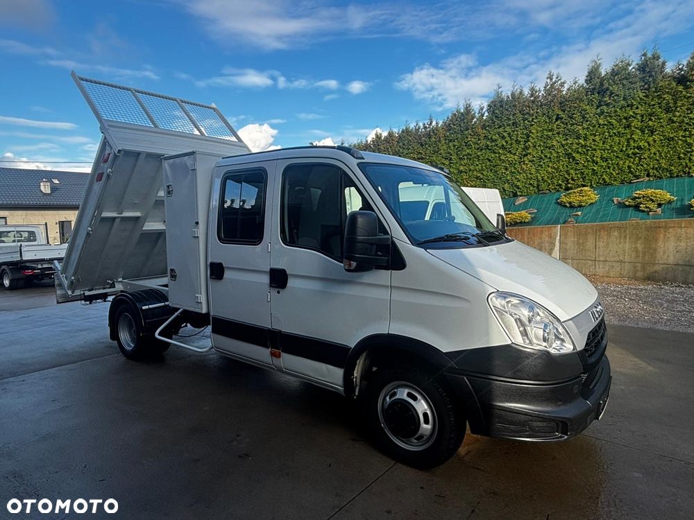 Iveco Daily Doka Dubelkabina 7 osób z wywrotką - 7