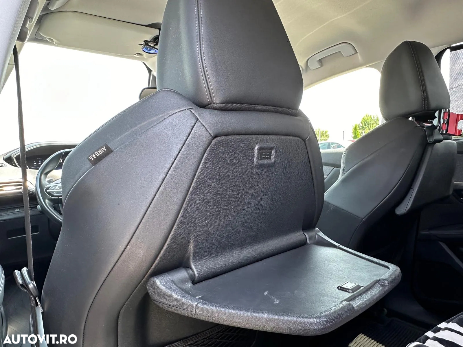 Peugeot 5008 1.6 Puretech Turbo s&s EAT8 Allure - 13