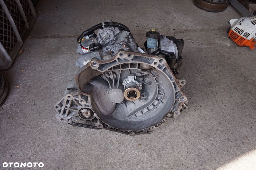 SKRZYNIA 1.2 PÓŁAUTOMAT OPEL CORSA D LW418 - 4