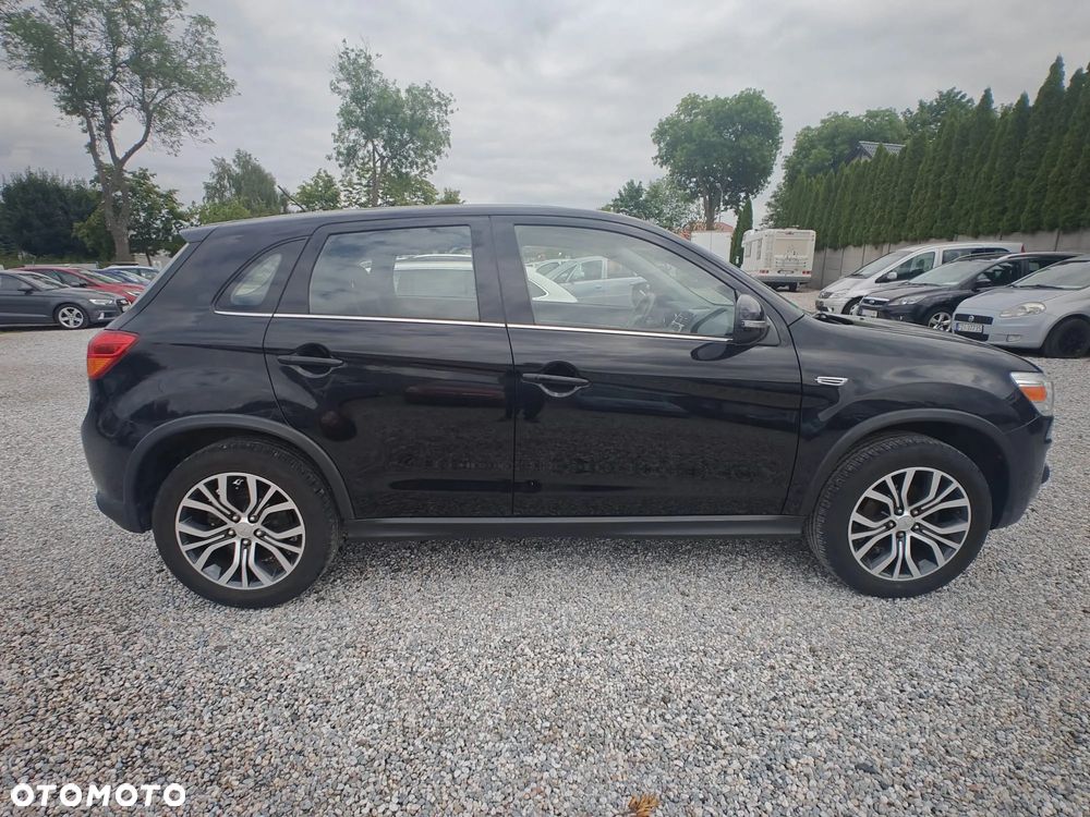 Mitsubishi ASX - 3