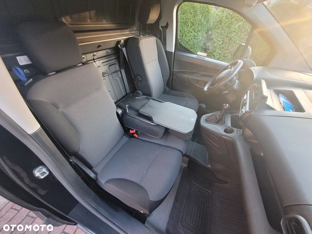 Toyota Proace city - 12