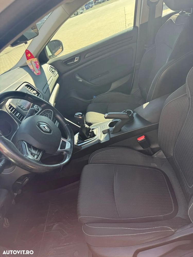 Renault Megane ENERGY dCi Intens - 9