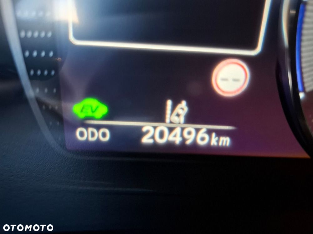 Lexus ES 300h Business Edition - 31