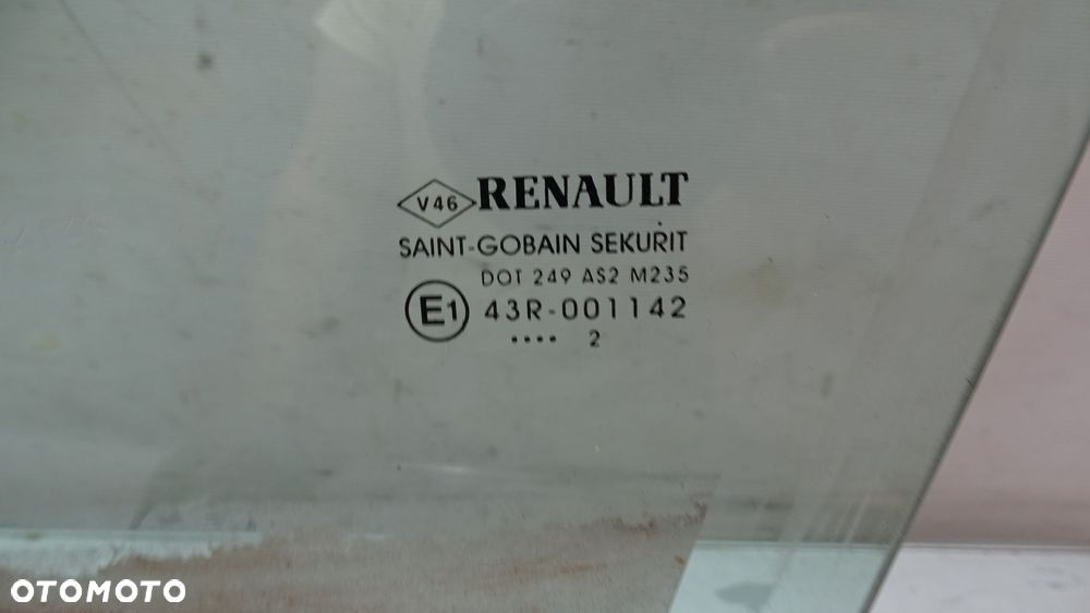 SZYBA BOCZNA LEWA PRZEDNIA DRZWI RENAULT MEGANE III 1.5DCI - 2