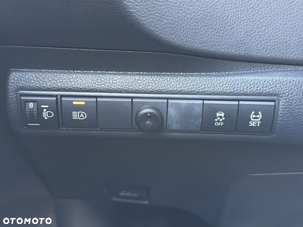 Toyota Corolla 1.8 Hybrid Comfort - 16