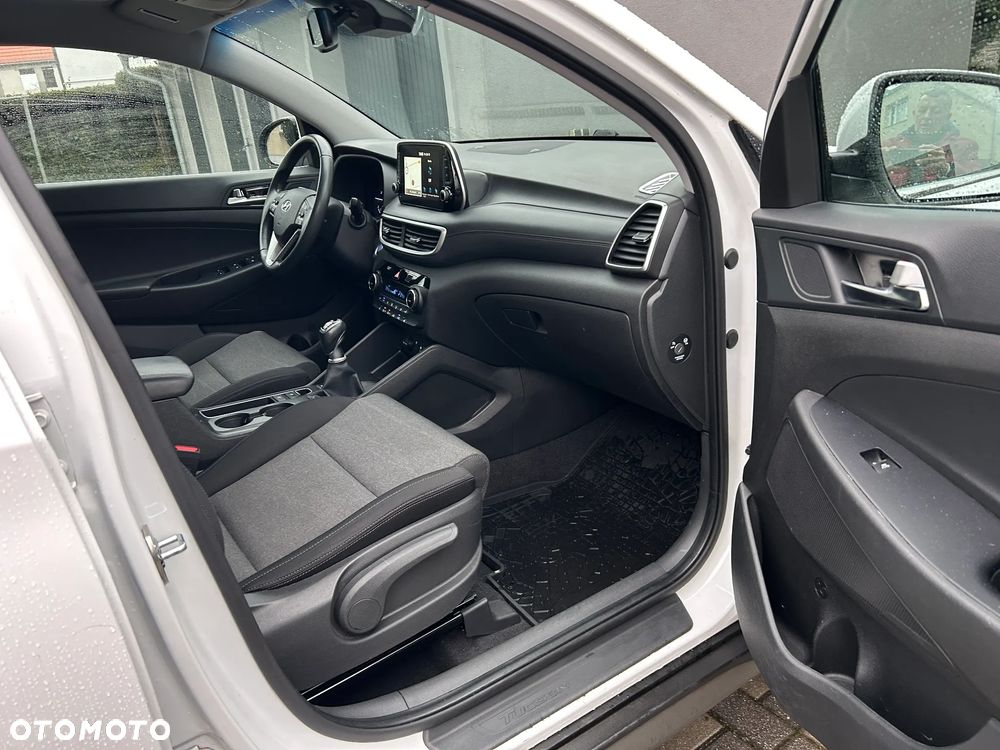 Hyundai Tucson 1.6 GDI BlueDrive Style 2WD - 14