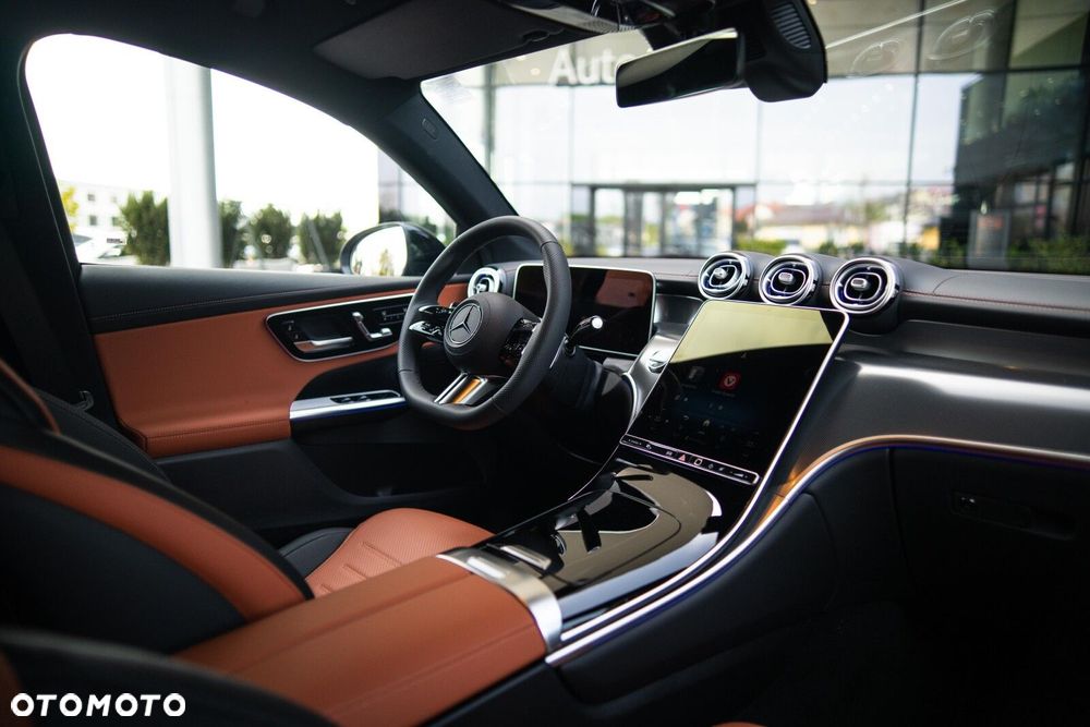 Mercedes-Benz GLC - 28