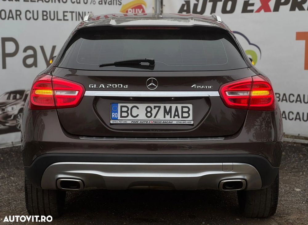 Mercedes-Benz GLA 200 (CDI) d 4Matic 7G-DCT - 19