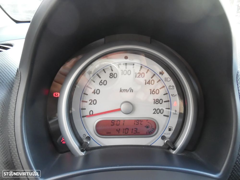 Suzuki Splash 1.0 GLS - 12