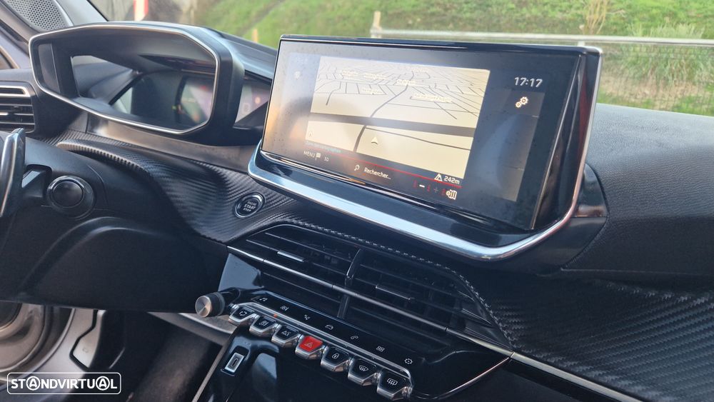 Peugeot 2008 1.5 BlueHDi Allure Pack EAT8 - 25