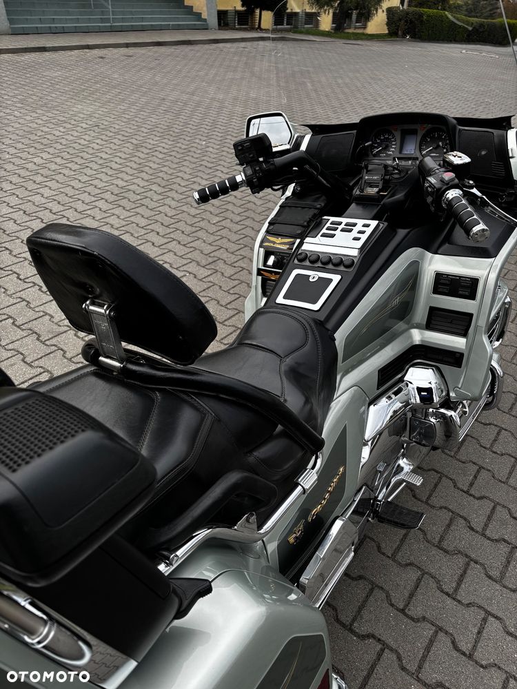 Honda GL - 23