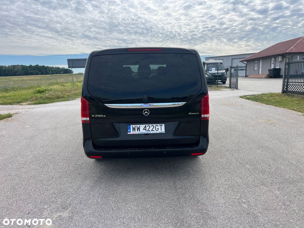 Mercedes-Benz Klasa V 250 (BlueTEC) d extralang 4Matic 7G-TRONIC Avantgarde - 6
